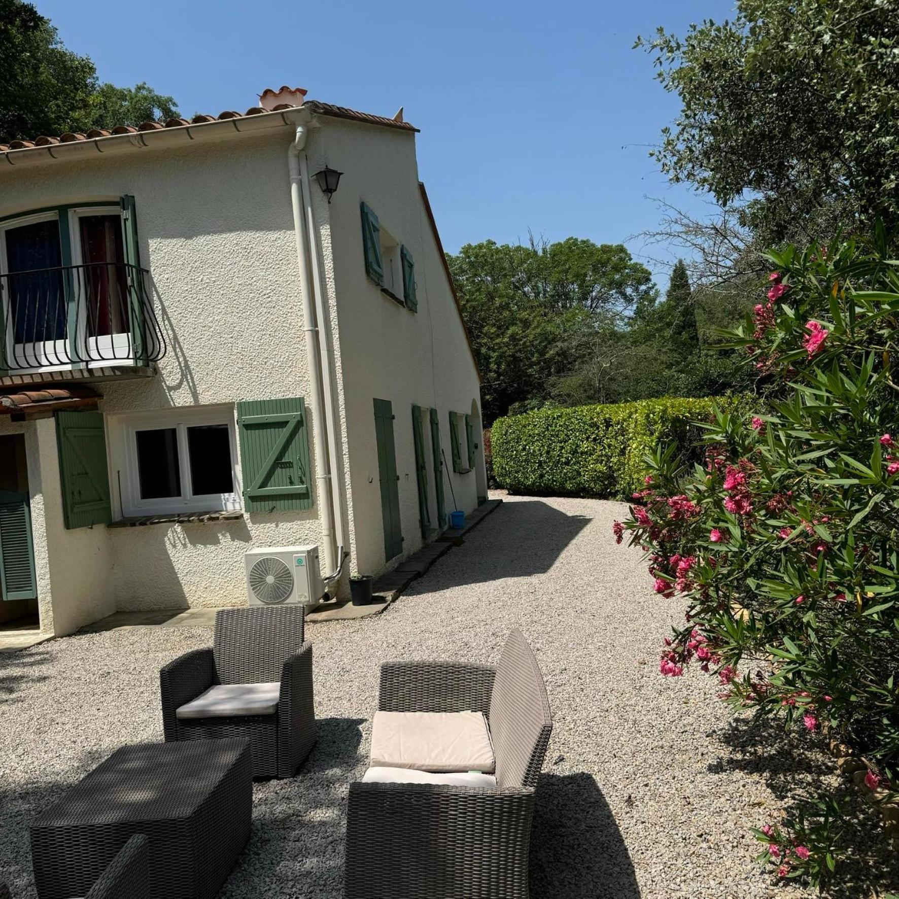 Maison Avec Piscine Chauffee Entre Mer Et Montagne Montauriol  Zewnętrze zdjęcie